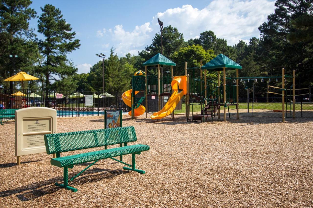 Отель Richmond North / Kings Dominion Koa Досуэлл Экстерьер фото